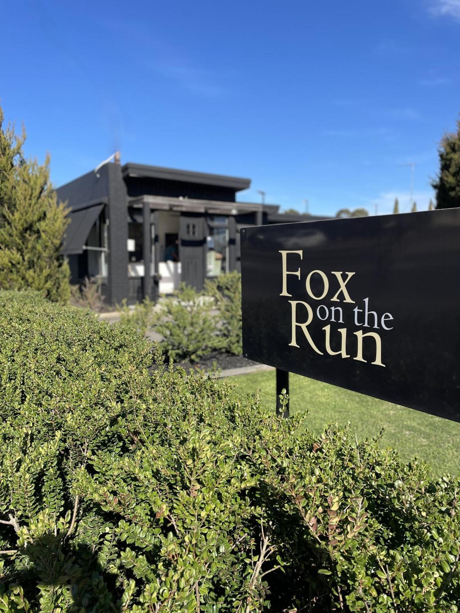 Fox On The Run - Motel Kilmore Extérieur photo